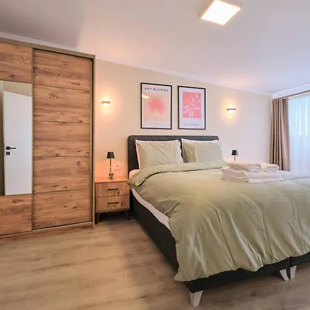 Refined 2br With Terrace And Bosphorus View דירה