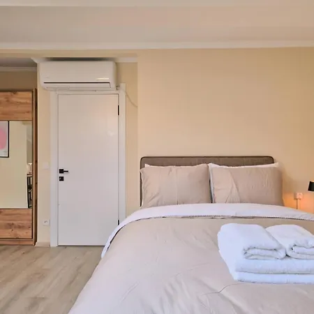 Apartmán Refined 2br With Terrace And Bosphorus View *